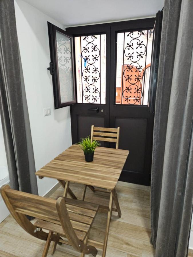 Bari White House Vila Exterior foto
